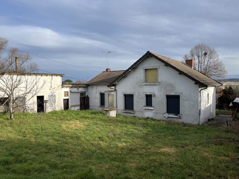 Vente Maison DOMERAT - 2 pièces -75 m² - (03410)