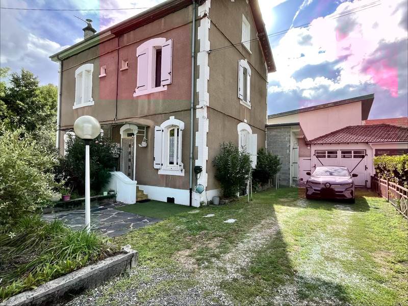 Vente Maison Viviez 12110 5 pièces - 100 m²