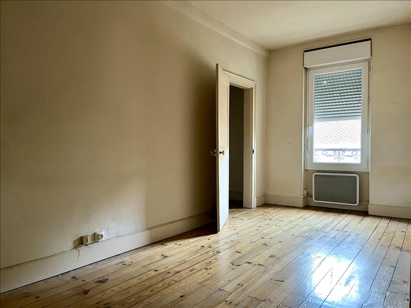 Vente Appartement DECAZEVILLE - 5 pièces -114 m² - (12300)