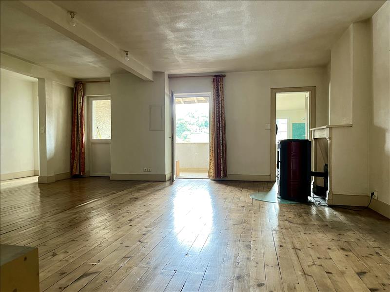Appartement 5 pièces 114 m² · à Decazeville · 114 m² · 77 300 €