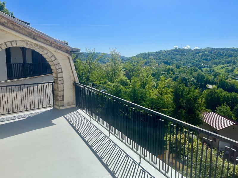 Maison 4 pièces 98 m² · à Viviez · 98 m² · 49 000 €