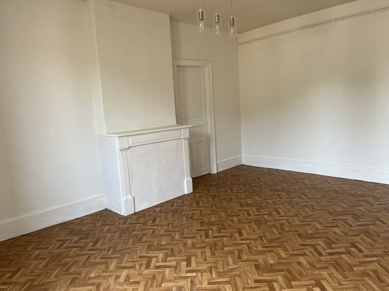 Vente Immeuble VIVIEZ - -  355 m² - (12110)