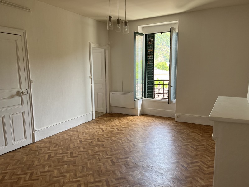 Vente Immeuble VIVIEZ - -  355 m² - (12110)