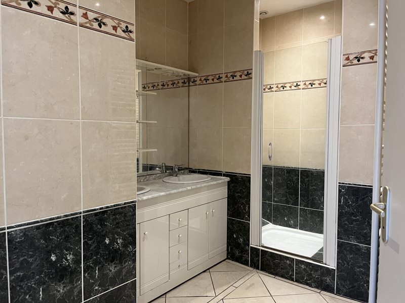 Vente Immeuble DECAZEVILLE - -  280 m² - (12300)