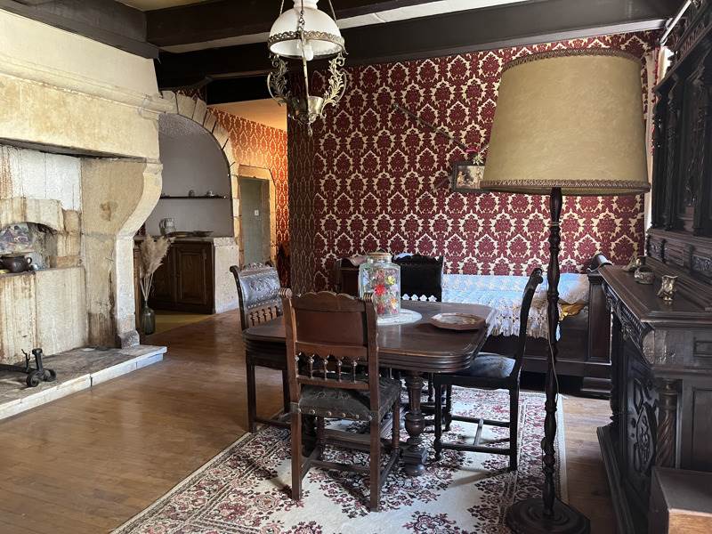 Vente Maison ROUSSENNAC - 7 pièces -166 m² - (12220)