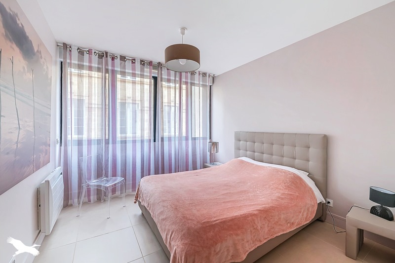Vente Appartement BORDEAUX - 3 pièces -80 m² - (33000)