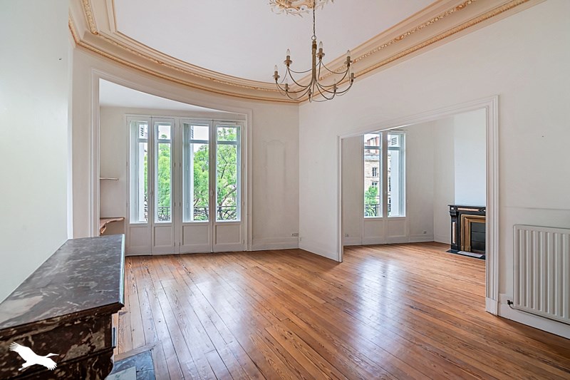 Vente Appartement BORDEAUX - 5 pièces -120 m² - (33000)