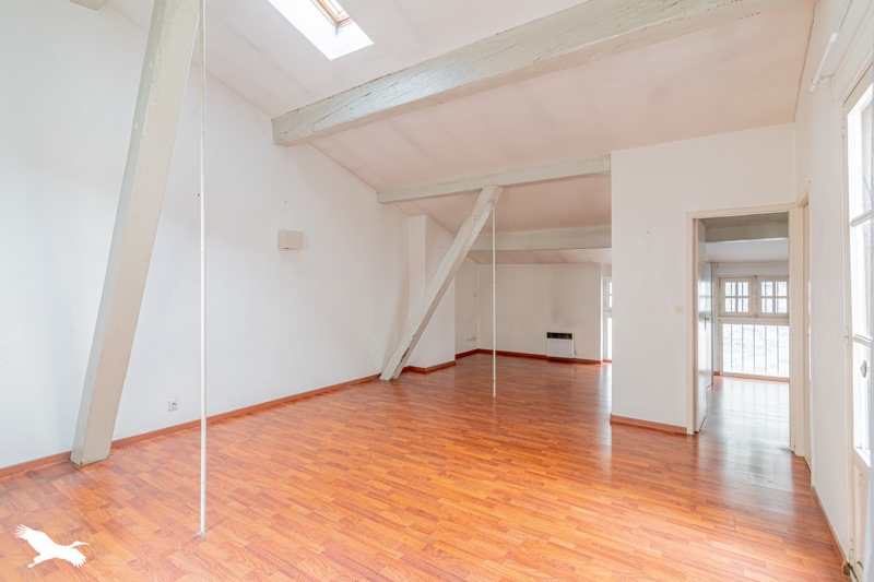 Vente Appartement BORDEAUX - 2 pièces -59 m² - (33000)