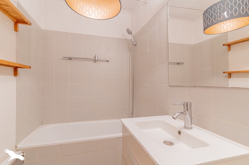 Vente Appartement BORDEAUX - 2 pièces -59 m² - (33000)