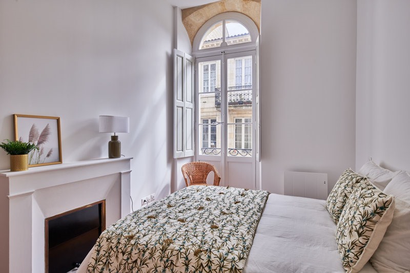 Vente Appartement BORDEAUX - 4 pièces -88,3 m² - (33000)