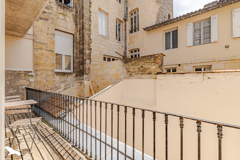 Vente Appartement BORDEAUX - 2 pièces -33 m² - (33000)