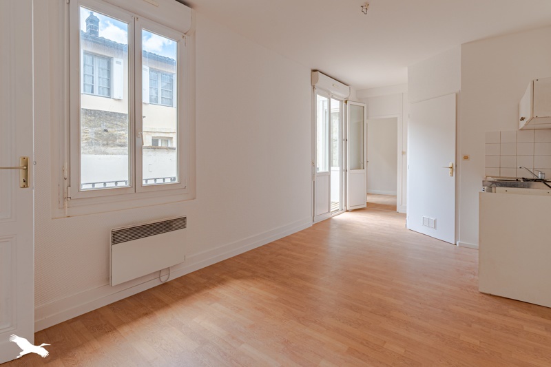 Vente Appartement BORDEAUX - 2 pièces -33 m² - (33000)