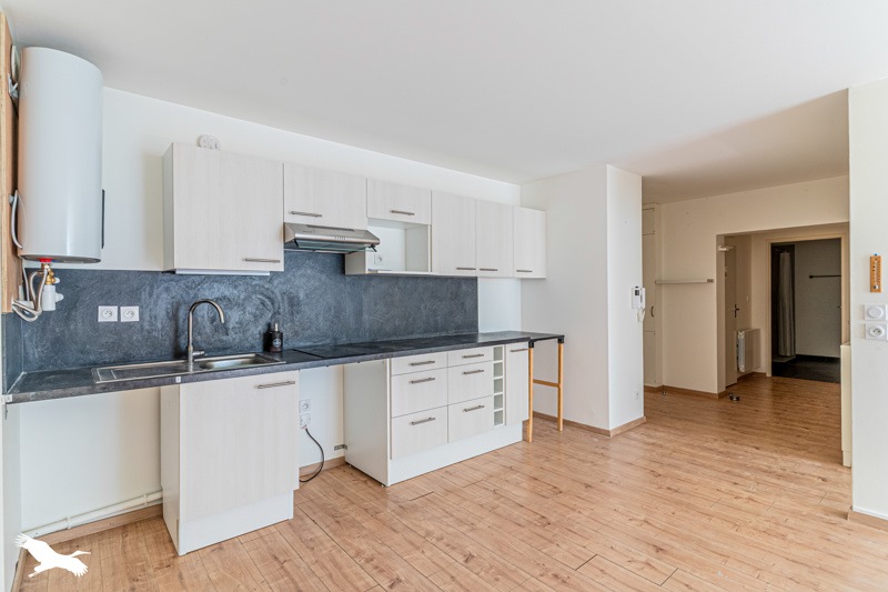 Vente Appartement BORDEAUX - 2 pièces -57 m² - (33000)