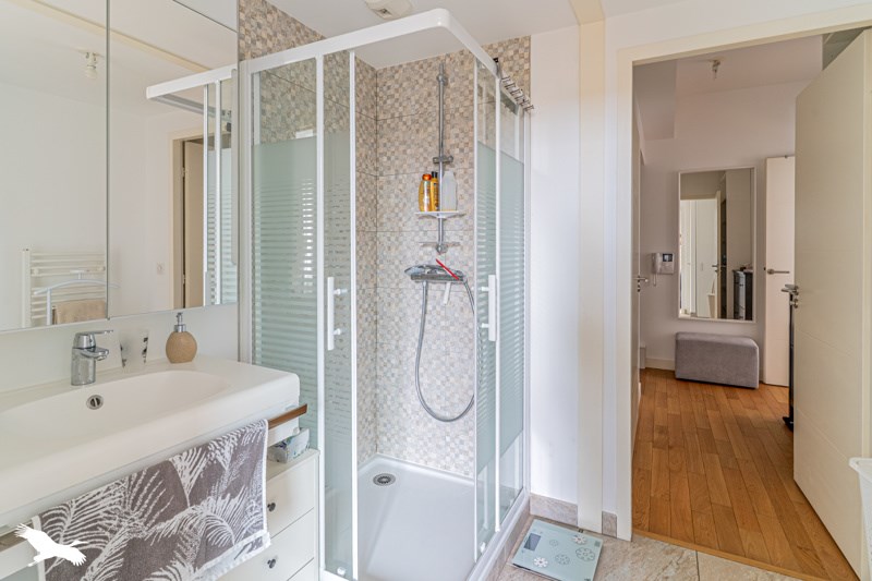 Vente Appartement BORDEAUX - 2 pièces -56 m² - (33000)