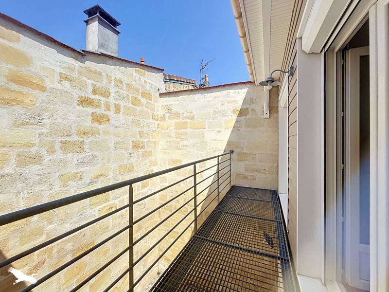 Vente Appartement BORDEAUX - 4 pièces -104 m² - (33000)