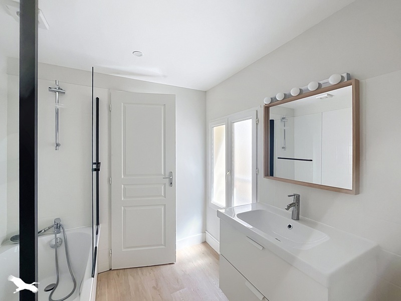 Vente Appartement BORDEAUX - 4 pièces -104 m² - (33000)