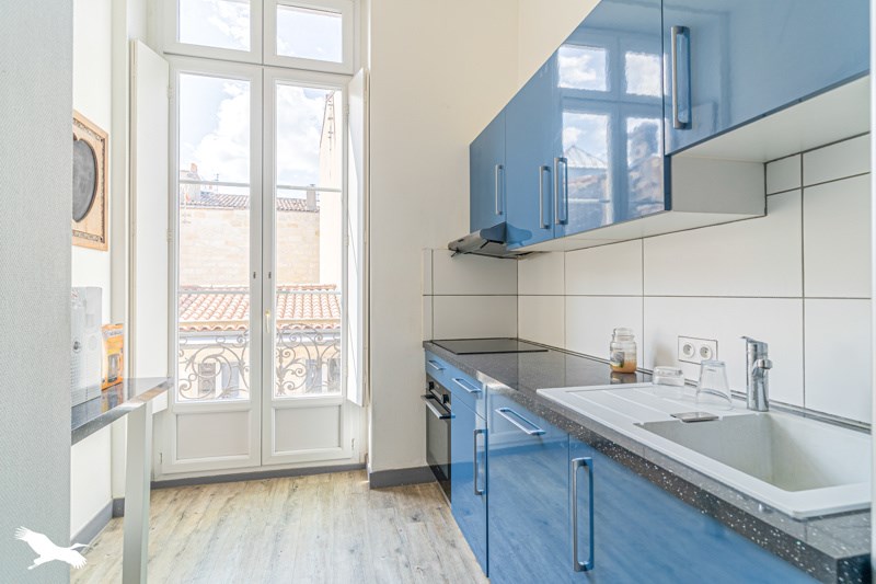 Vente Appartement BORDEAUX - 2 pièces -49 m² - (33000)
