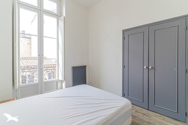 Vente Appartement BORDEAUX - 2 pièces -49 m² - (33000)