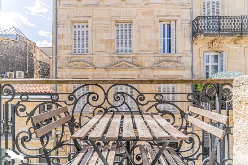 Vente Appartement BORDEAUX - 2 pièces -49 m² - (33000)