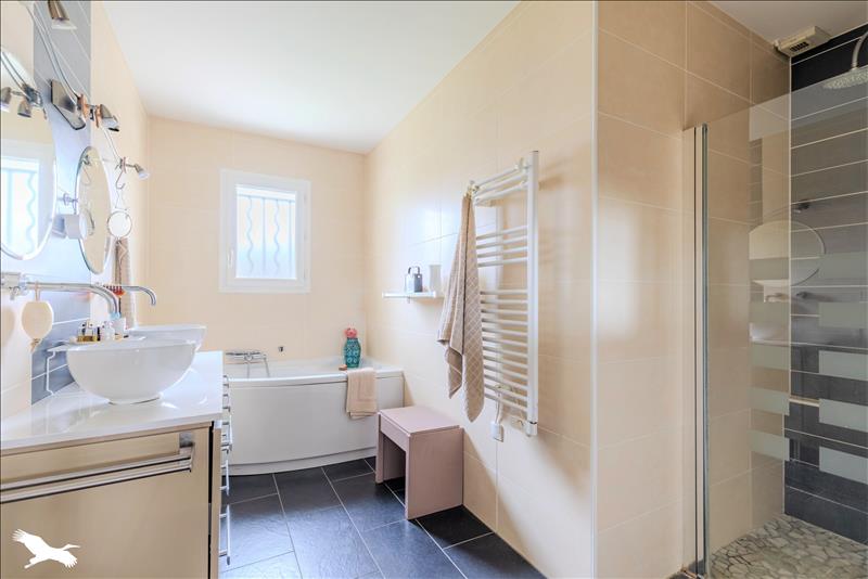 Vente Maison VAYRES - 4 pièces -99 m² - (33870)
