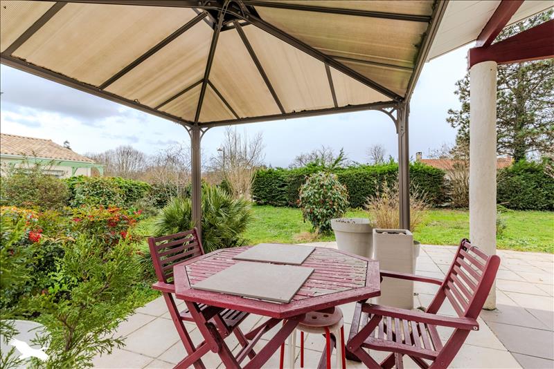 Vente Maison VAYRES - 4 pièces -99 m² - (33870)