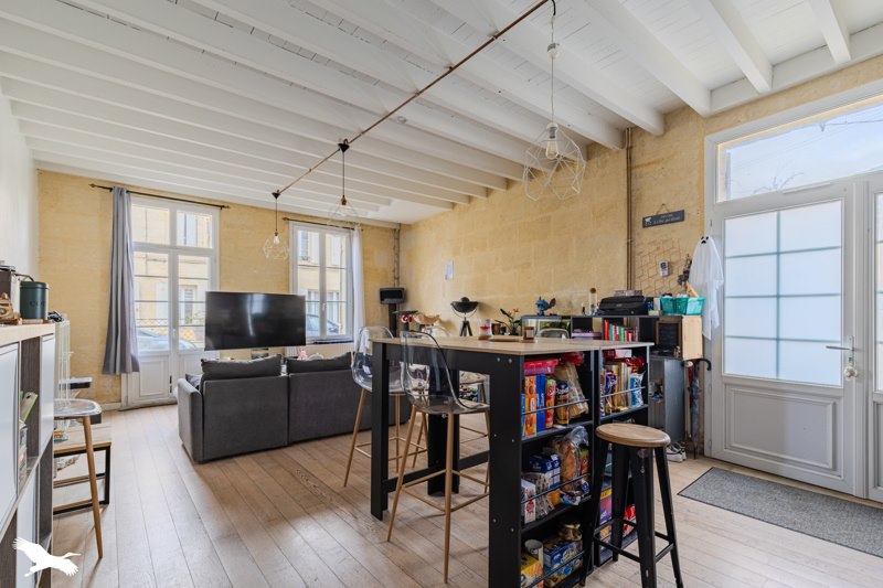 Vente Maison ARVEYRES - 3 pièces -100 m² - (33500)