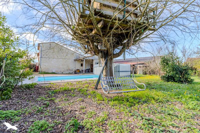 Vente Maison ARVEYRES - 5 pièces -135 m² - (33500)