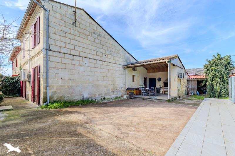 Vente Maison ARVEYRES - 5 pièces -135 m² - (33500)