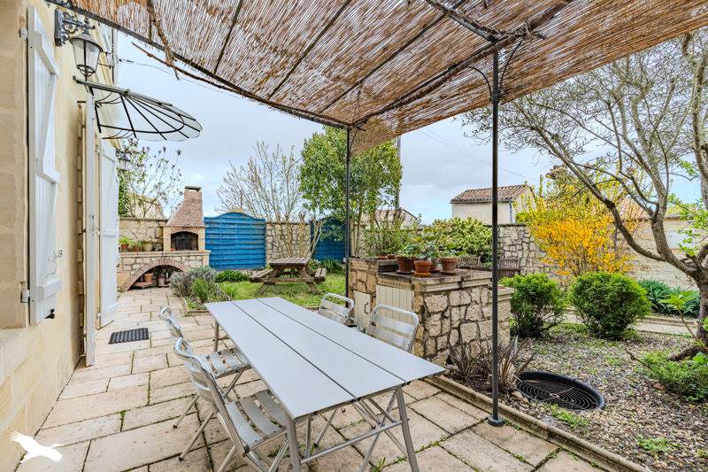 Vente Maison VAYRES - 4 pièces -113 m² - (33870)