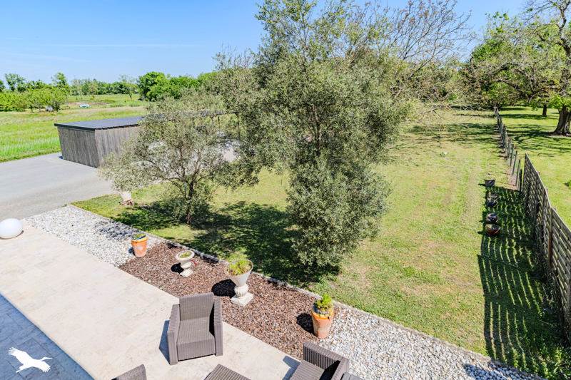 Vente Maison ARVEYRES - 8 pièces -285 m² - (33500)
