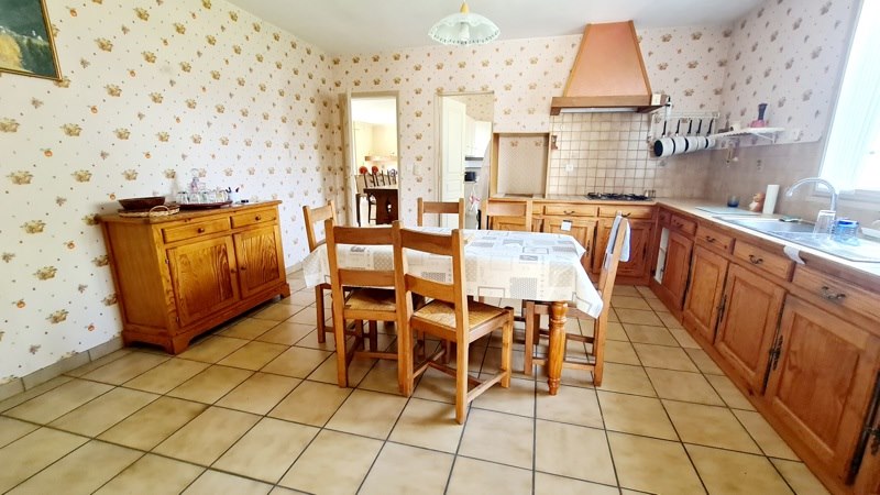 Vente Maison VAYRES - 5 pièces -188 m² - (33870)