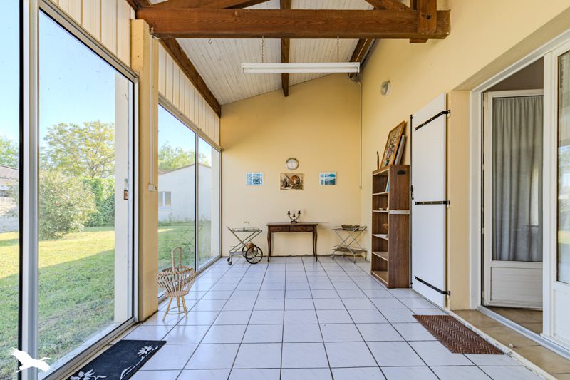 Vente Maison VAYRES - 5 pièces -188 m² - (33870)