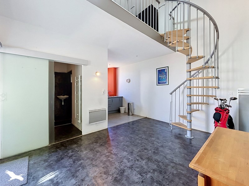 Vente Maison GENISSAC - 8 pièces -262 m² - (33420)