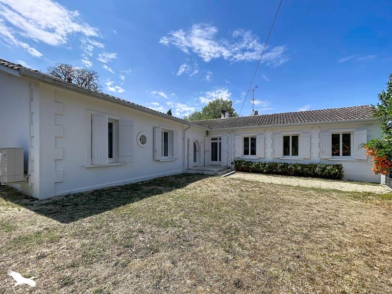 Vente Maison NERIGEAN - 7 pièces -203 m² - (33750)