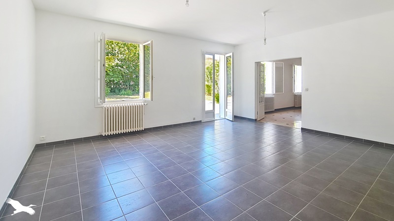 Vente Maison NERIGEAN - 7 pièces -203 m² - (33750)
