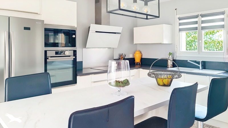 Vente Maison VAYRES - 5 pièces -151 m² - (33870)