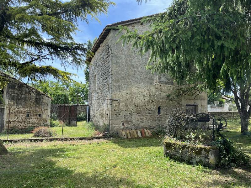 Vente Maison MOUTHIERS SUR BOEME - 1 pièce -40 m² - (16440)