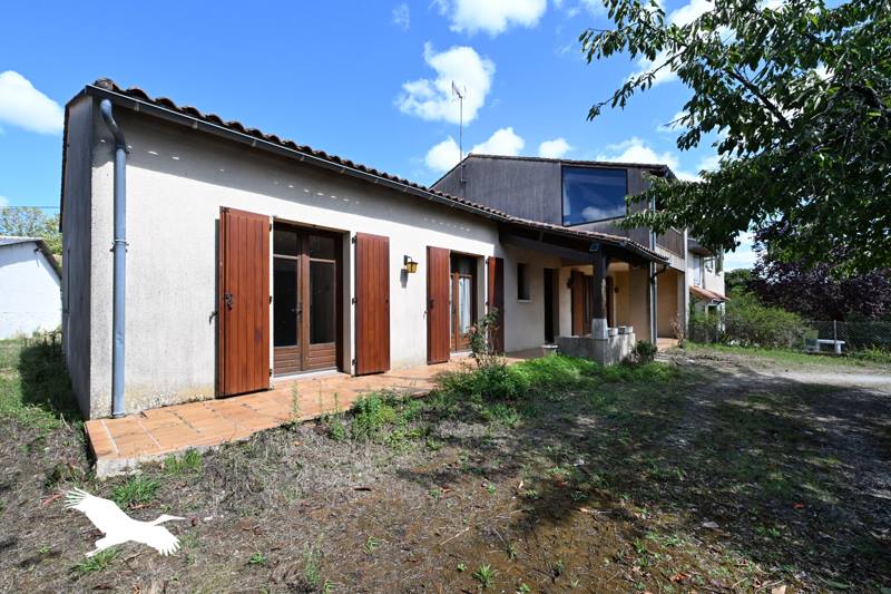 Vente Maison ST YRIEIX SUR CHARENTE - 5 pièces -166 m² - (16710)