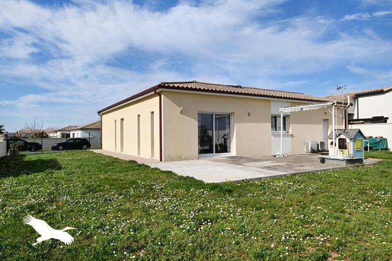Vente Maison ROULLET ST ESTEPHE - 5 pièces -99 m² - (16440)
