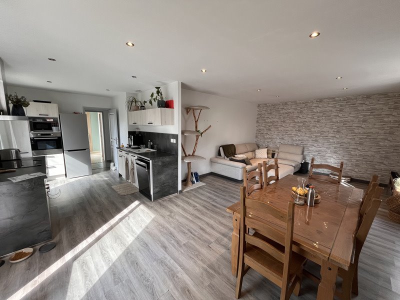 Vente Maison ROULLET ST ESTEPHE - 3 pièces -73 m² - (16440)