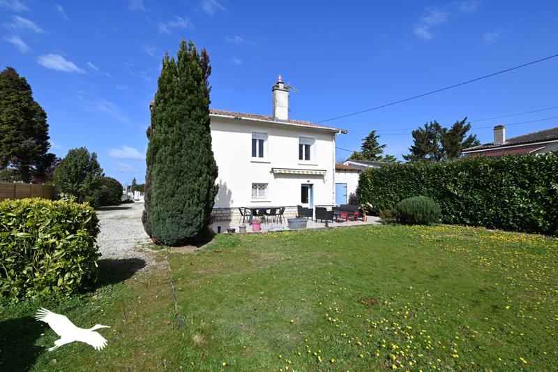 Vente Maison LA COURONNE - 4 pièces -91 m² - (16400)