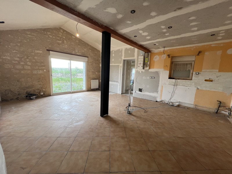 Vente Maison ROULLET ST ESTEPHE - 3 pièces -63 m² - (16440)