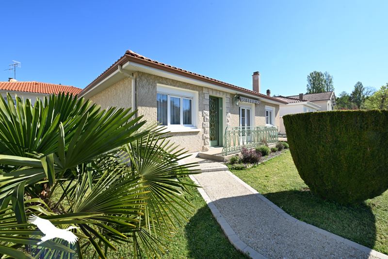 Vente Maison LA COURONNE - 3 pièces -90 m² - (16400)
