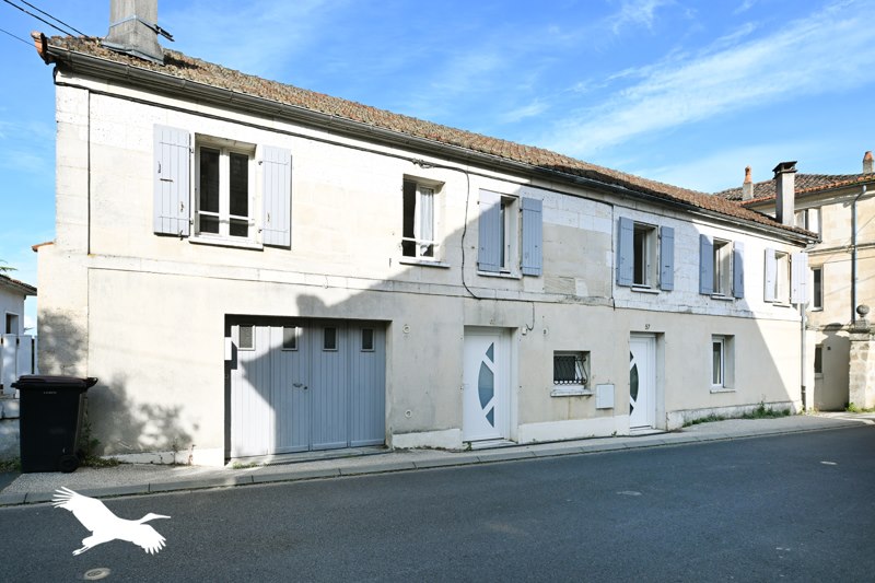 Vente Immeuble LA COURONNE - -  169 m² - (16400)