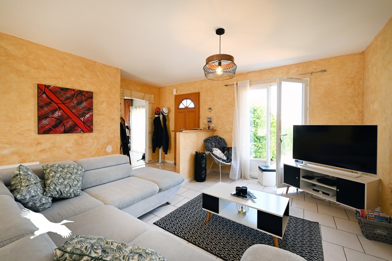 Vente Maison ROULLET ST ESTEPHE - 5 pièces -109 m² - (16440)