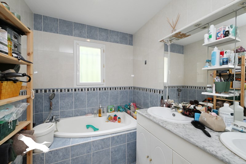 Vente Maison LA COURONNE - 4 pièces -95 m² - (16400)