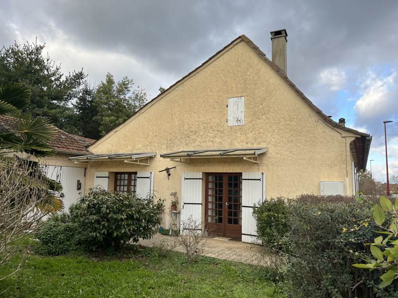 Vente Maison ST PIERRE D EYRAUD - 5 pièces -120 m² - (24130)
