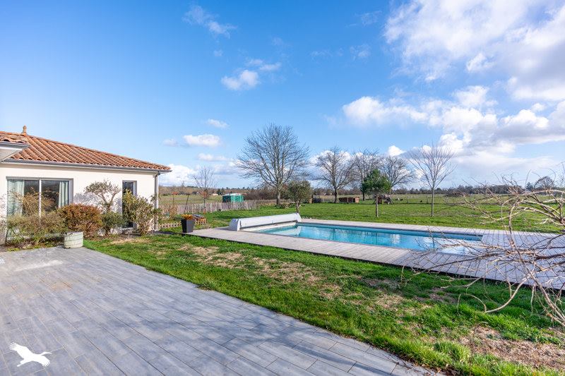 Vente Maison LA FORCE - 8 pièces -202 m² - (24130)