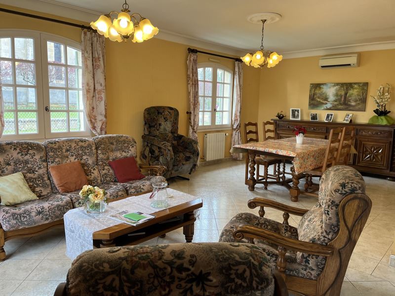 Vente Maison ST PIERRE D EYRAUD - 6 pièces -104 m² - (24130)