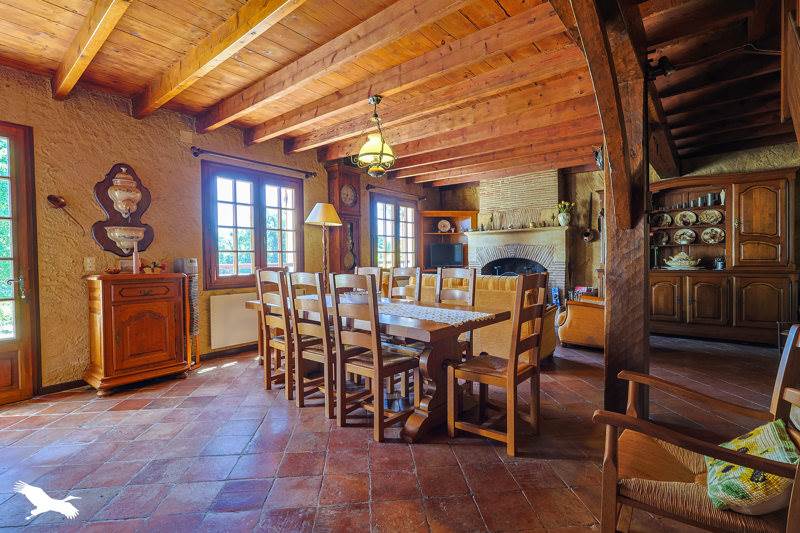 Vente Maison Saint-Pierre-d'Eyraud - 5 pièces -114 m² - (24130)